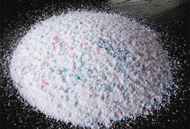 洗洁精,糖,柴油等,不少朋友喜欢在喷施草甘膦的时候加入一些洗衣粉或