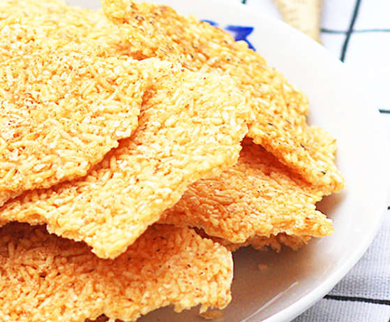 农家纯手工自制土锅巴,香脆可口,吃出家乡的味道