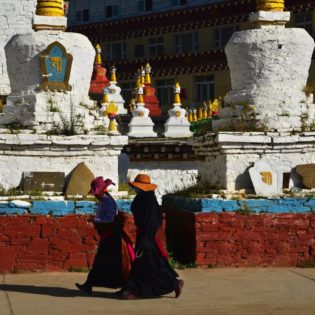 转山转水转佛塔,你知道究竟转的是什么吗?