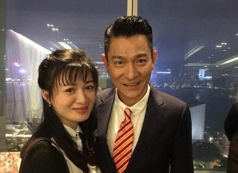 单亲妈妈也有春天,41岁杨思琦宣布嫁人怀二胎,情路失败后终逆转