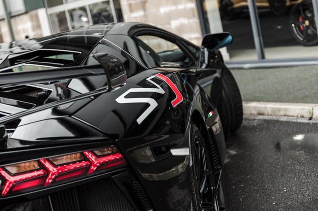 兰博基尼aventador s roadster,真是所有跑车里面最酷的了