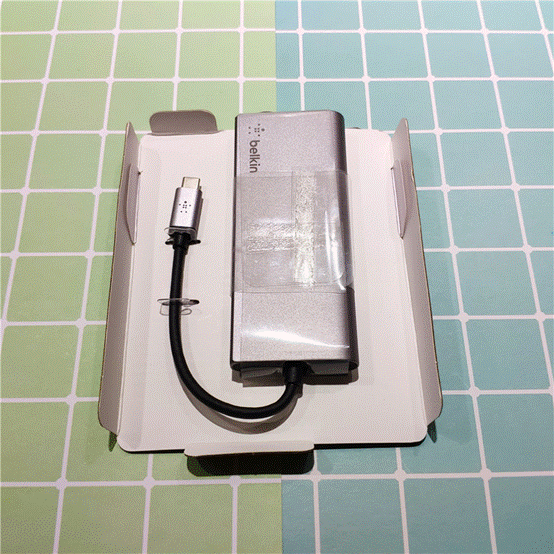 解放 iPad Pro 的生產力體驗貝爾金六口擴展塢_新浪眾測