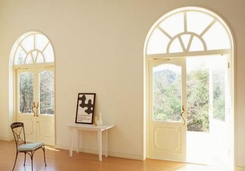 1,确定好窗户样式和尺寸:不同的房子,不同的设计风格,窗户的样式也会