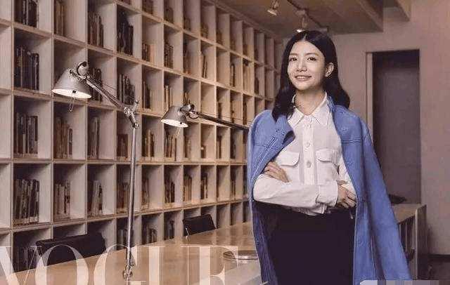 她是中国最美女富豪,马云在她面前也得低调,30岁就赚得百亿身家|思维