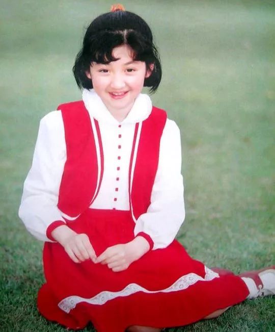 现在的沈洁,已经47岁了,如今还能够看到自己37年前的样子,《城南旧事