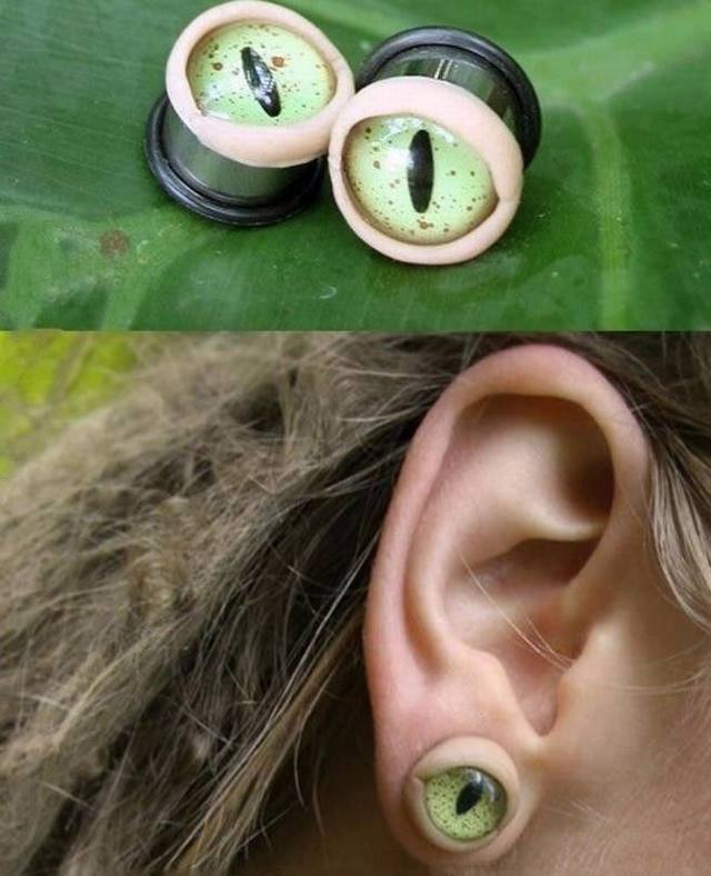 各种奇葩的耳环,相信各位都没有勇气戴