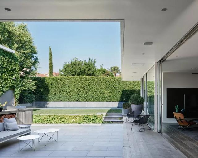 地下室也能做花园这是眼下很流行的下沉式庭院更实用