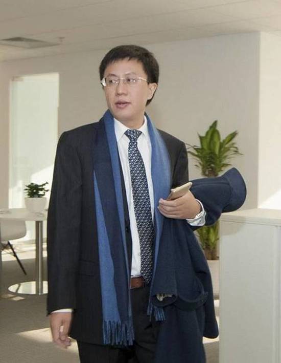 张振新急救情况先锋集团表示,张振新发病时,其家中亲属并没有进行预约