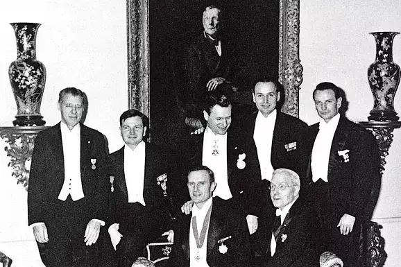 摩根家族,摩根家族的祖先于17世纪初在新大陆的淘金浪潮中移民美国