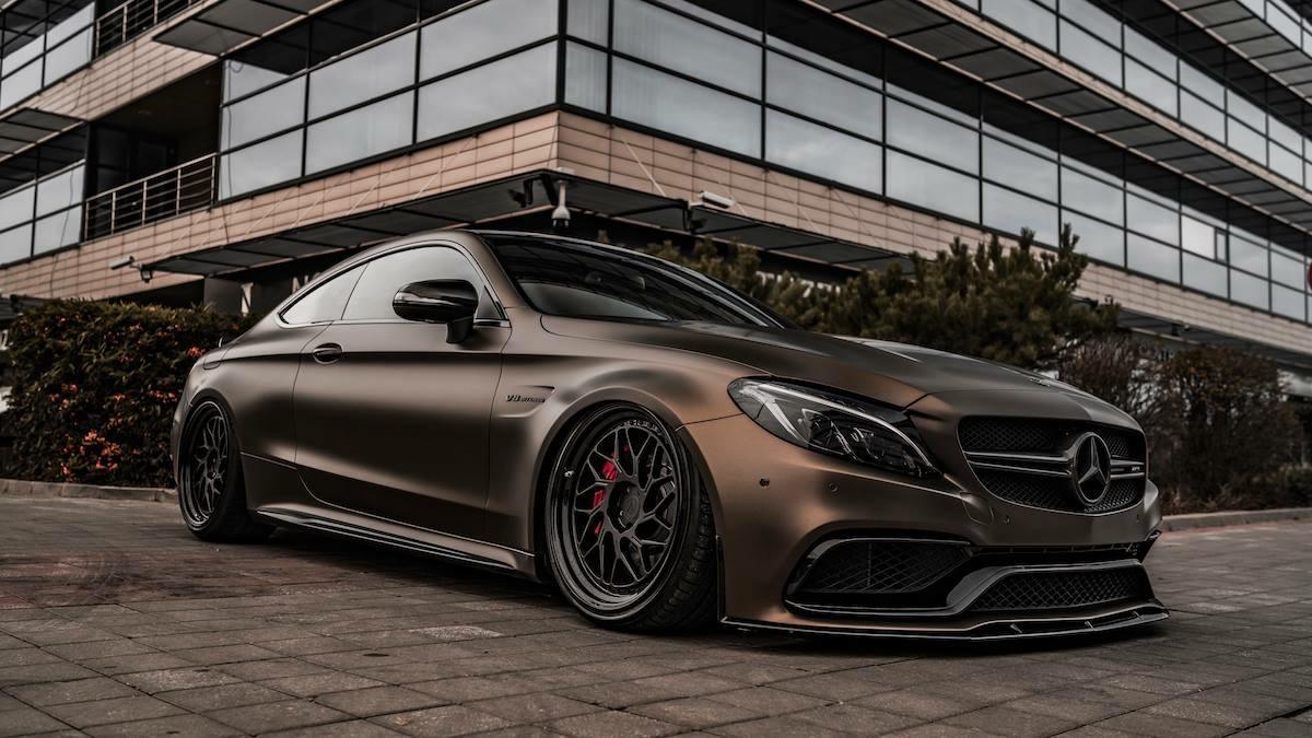 向v8说再见,奔驰amg c63新四缸引擎,动力不变但你会喜欢吗