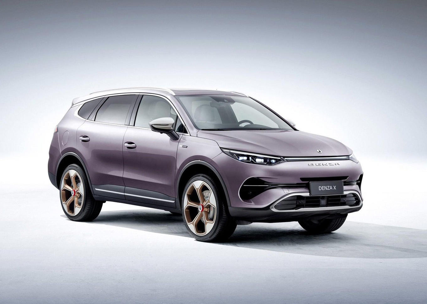 上市在即,腾势x公布外观图,奔驰徽标傍身