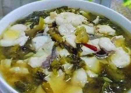 大廚教你怎麼做出魚肉不鬆散的酸菜魚,奶白色的魚湯真是太鮮美了