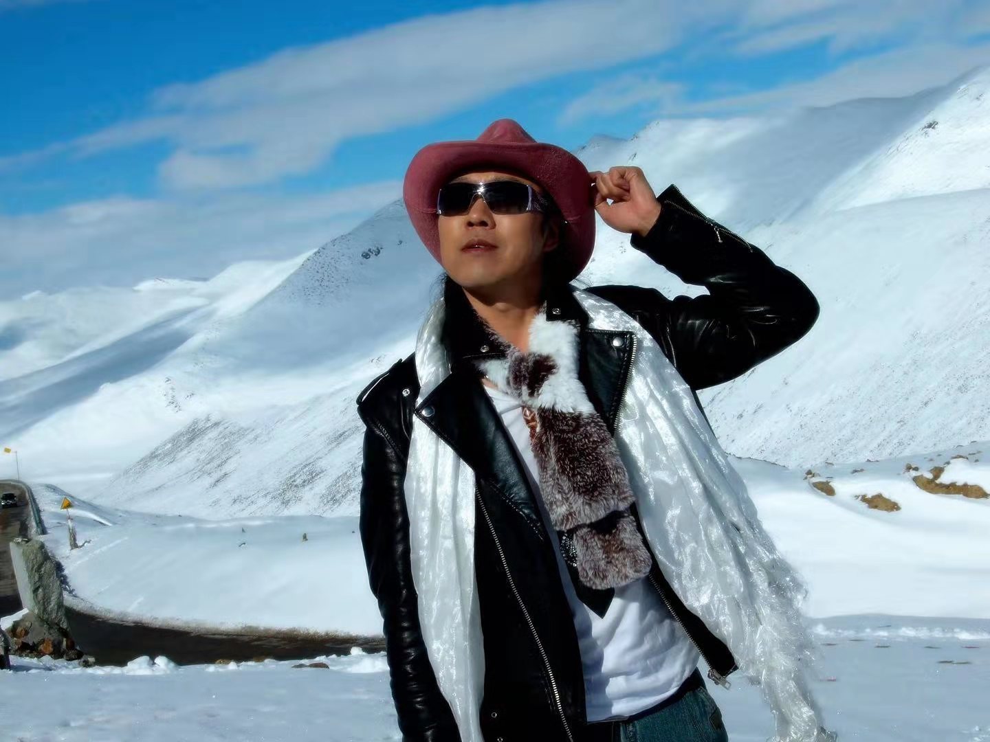 歌唱家春雷《崀里咯浪》即将上线 歌颂浪漫生活的美好与幸福