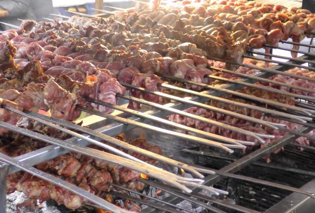 一串才90,本地人:被"坑"了还在傻乐|新疆|大羊|羊肉_新浪新闻