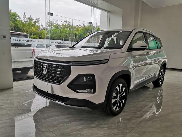 2020款宝骏530升级到店,全新车机系统功能强大,配10.4寸大屏