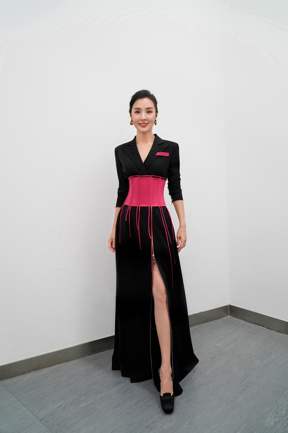 姜宏波惊艳亮相丝绸之路电影节