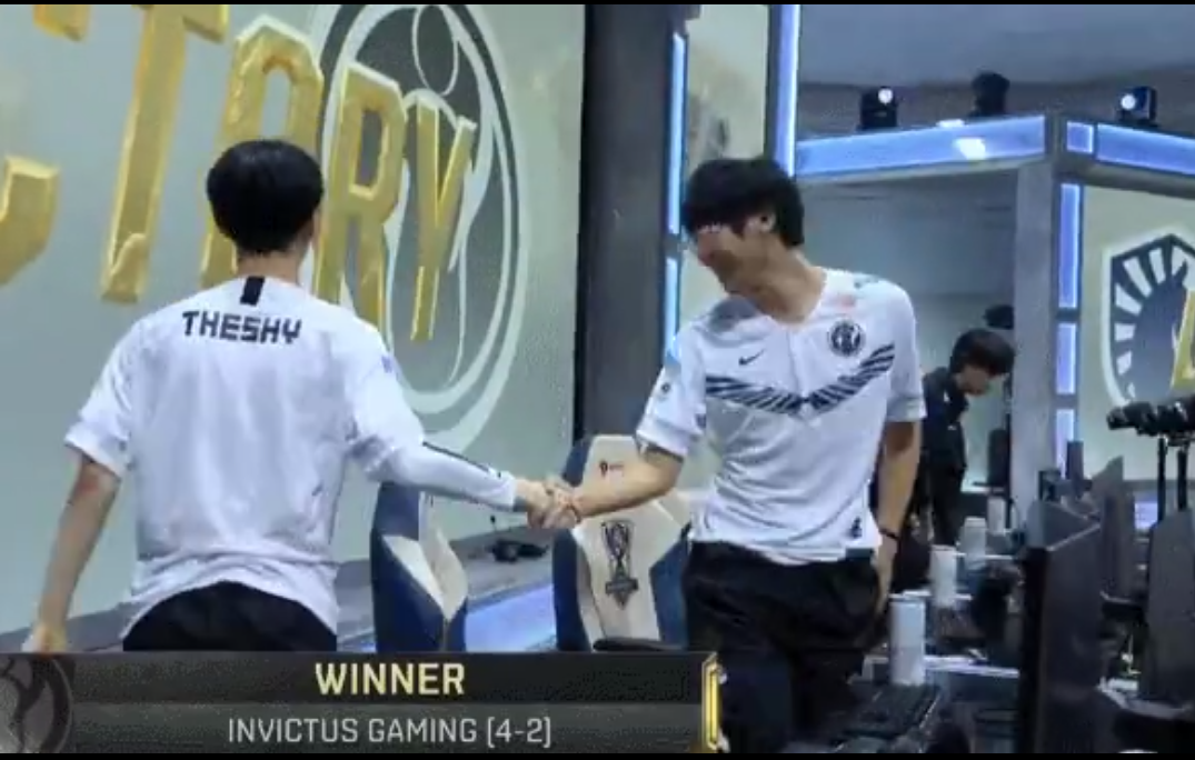 宁王和theshy握手,网友:这一刻我们等了半年,ig终于