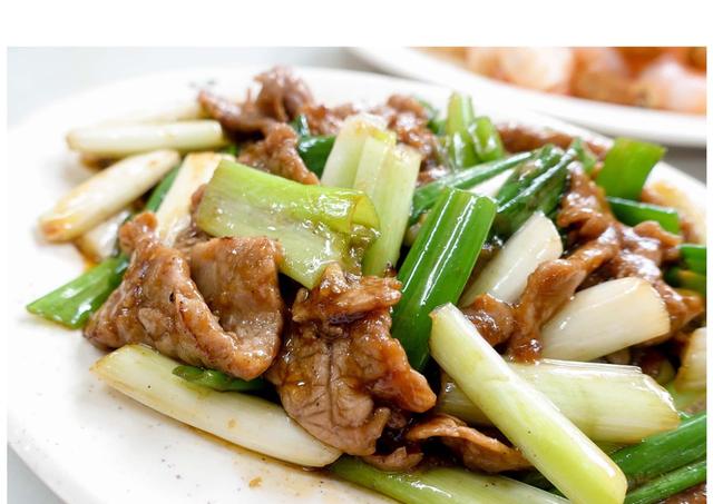 让人心动的葱香牛肉,可谓是色香味俱全