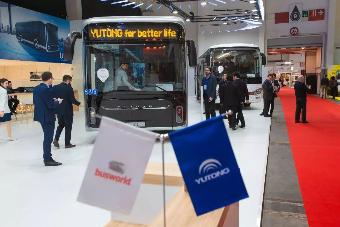 中国宇通惊艳比利时客车车展，面向全球发布品牌主张，获大使点赞