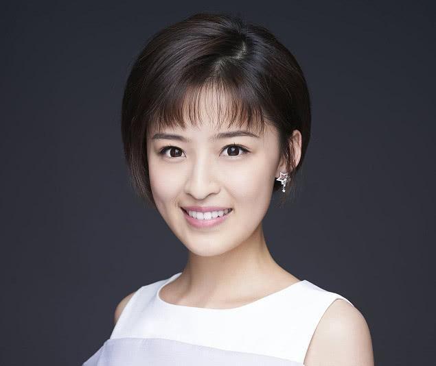 曾被誉为央视最美女主播,因睡过头丢掉央视工作,现状令人唏嘘