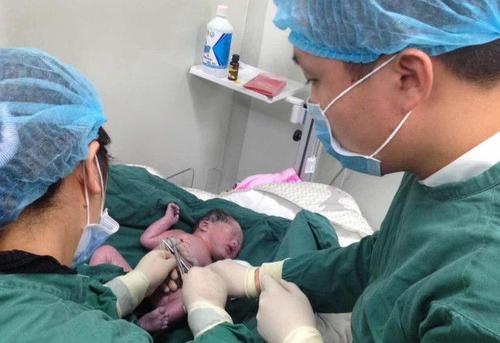 生完孩子后胎盘是如何处理的能吃吗宝妈别再被忽悠了