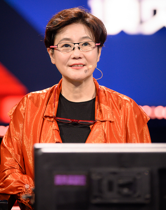 李少红真的不懂演戏?可她捧红了周迅陈坤黄磊杨洋杨幂