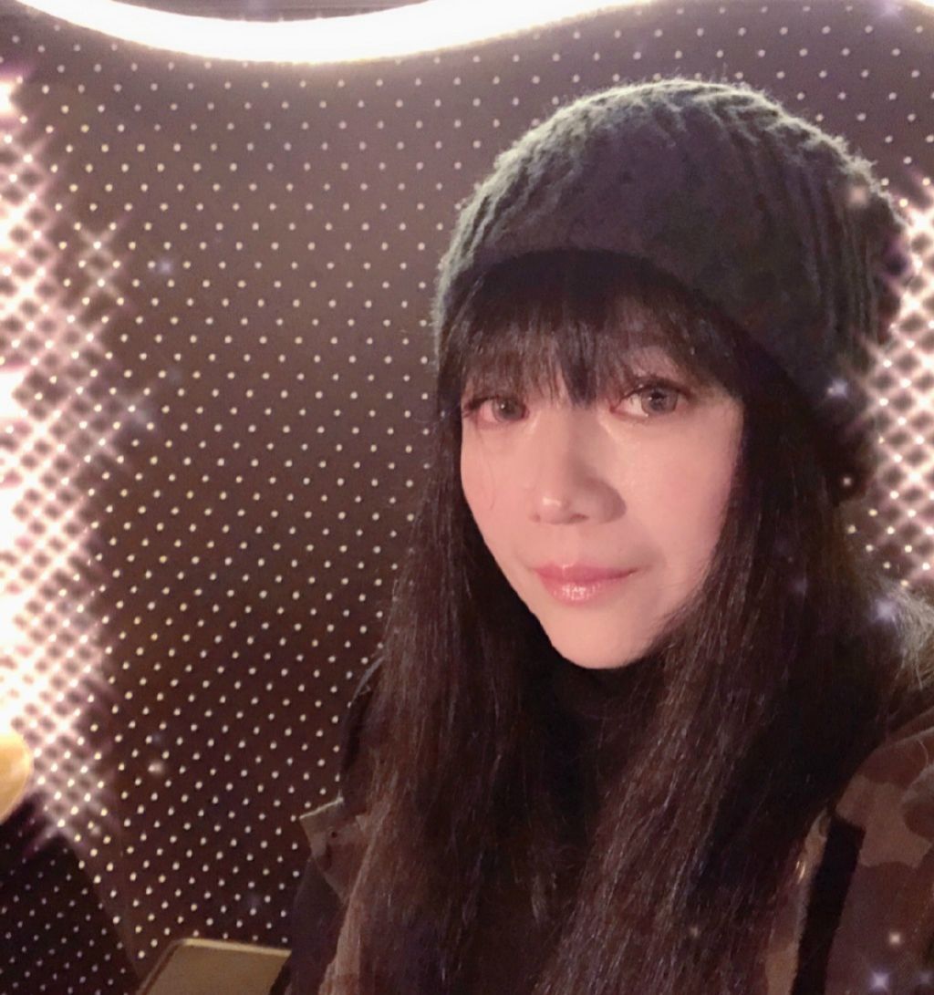 林瑞阳前妻50岁竟像30岁,生日照惊呆网友,冻龄功力不输张庭|曾哲贞|林