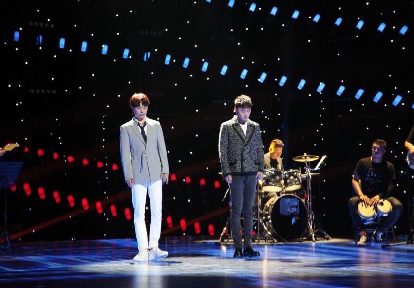 anu央视环球综艺秀首秀演绎藏族流行gaga