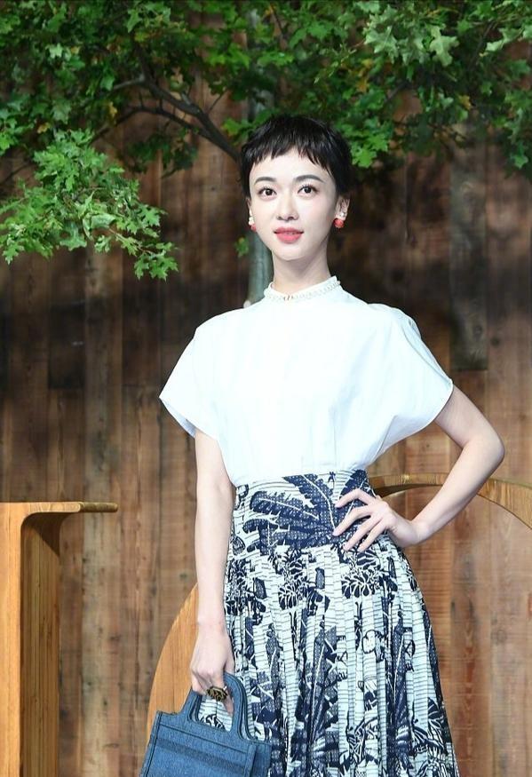 吴谨言新发型被吐槽土味十足!撞脸baby被碾压反而更像阔太金巧巧