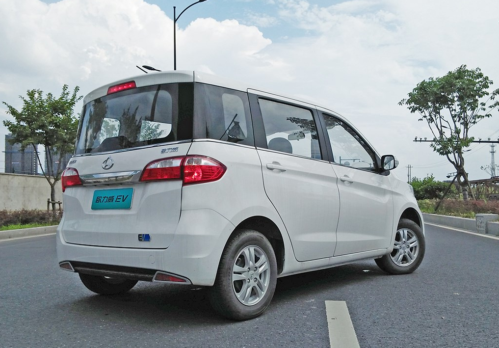 售价直降5万元/续航315km 长安欧尚欧力威ev现售10.58万元