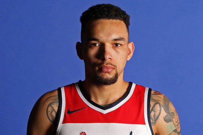 奇才将控卫克里斯-奇奥萨的合同转为双向合同