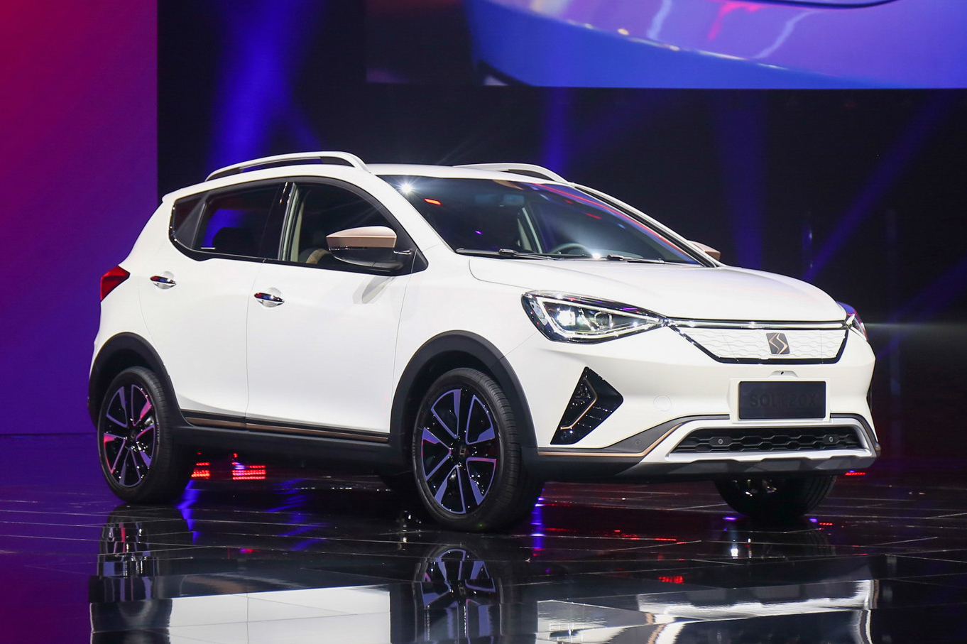 江淮大众思皓e20x,心声不凡,如何"种草"中国年轻都市一族?-新浪汽车