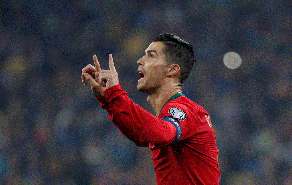 职业生涯700球里程碑c罗如何从单车少年变进球机器