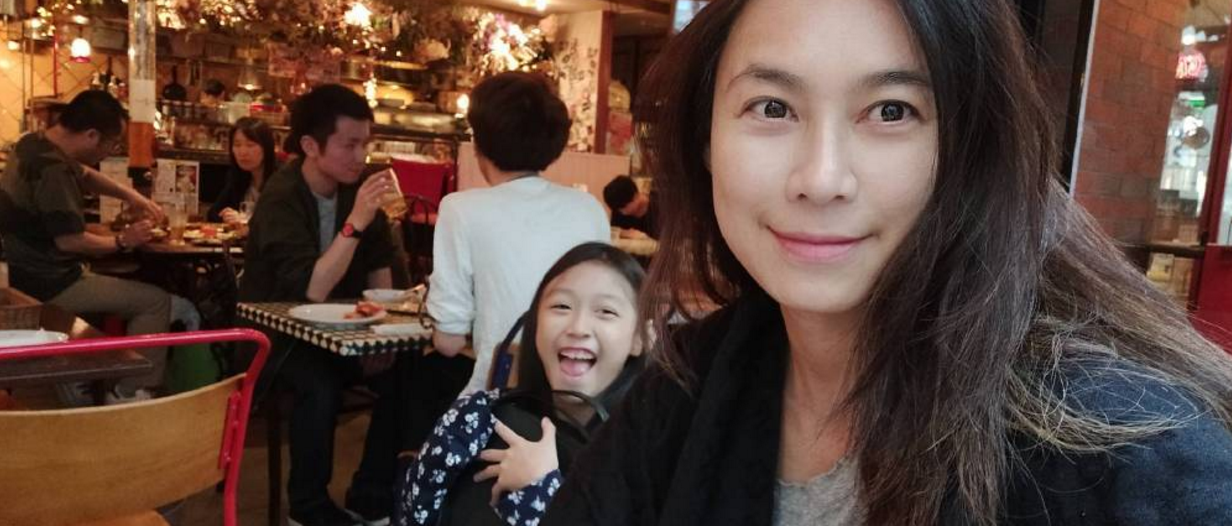 苏见信前女友张钰凰生娃后将女儿送养,如今将爱补偿在小女儿身上