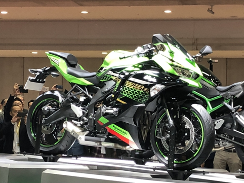 川崎zx-25r,250cc的四缸战神真的来了东京车展发布中