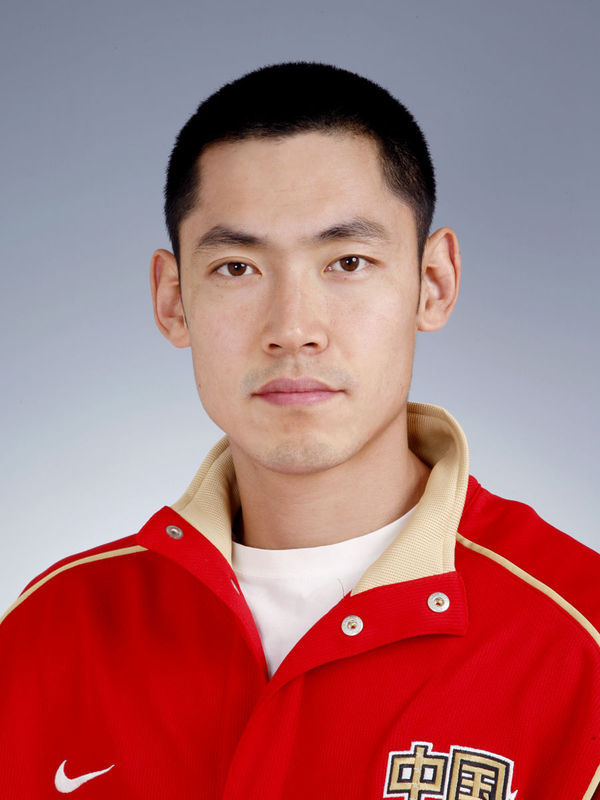 曾经的cba本土最强后卫张庆鹏:老去的只是岁月,热情永远年轻着