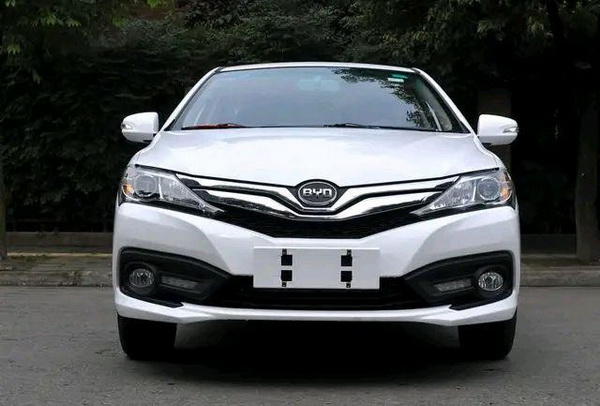 新浪看点# 重温昔日的销冠,2020款比亚迪f.