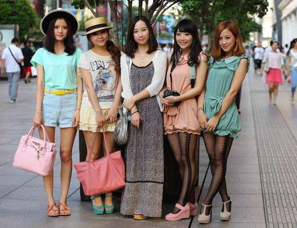 日本女孩来中国购物都会买些什么？对中国还是很了解的嘛