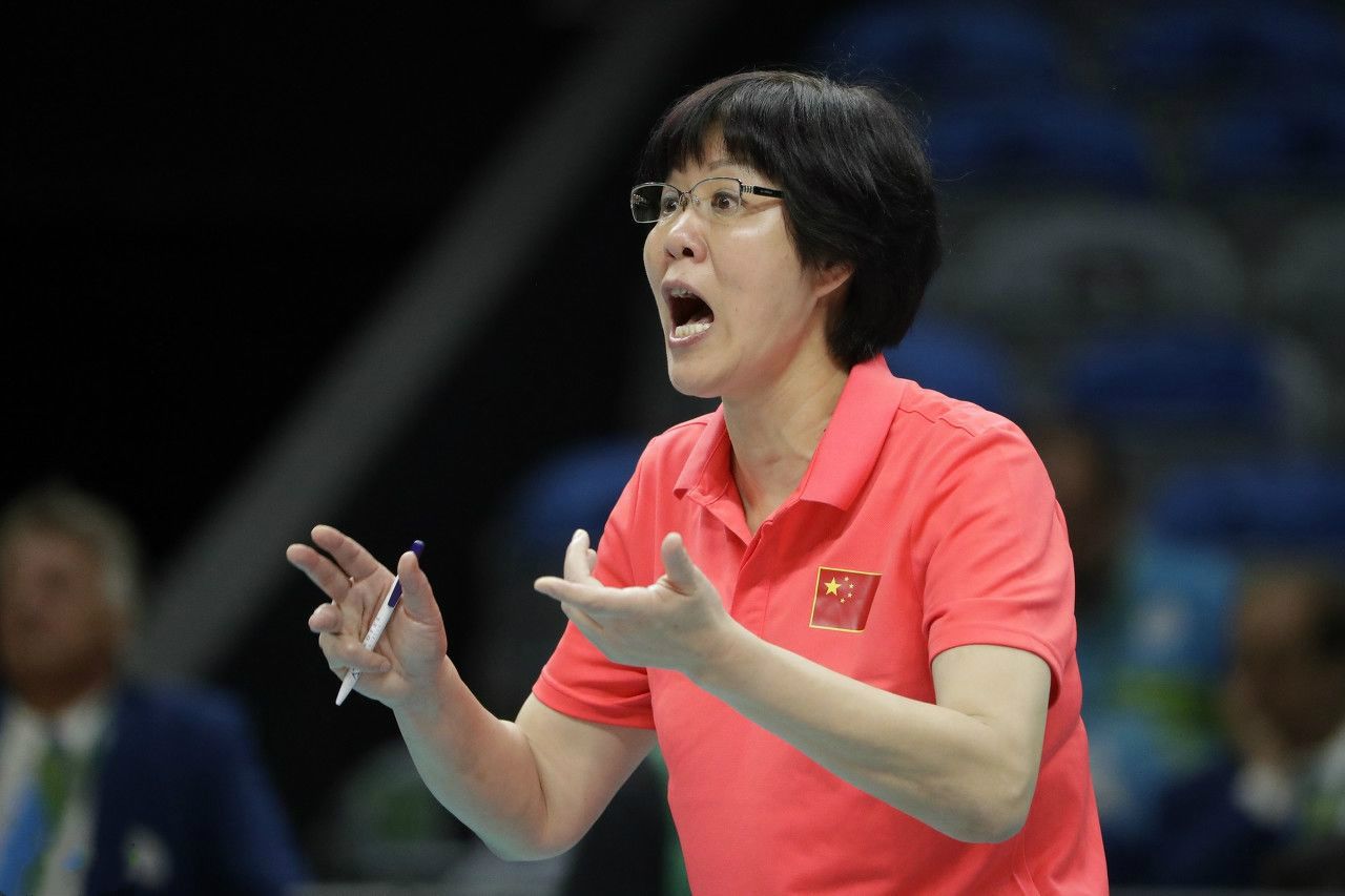 为什么当年郎平要执教美国女排,被国人骂,她真的不爱国吗?