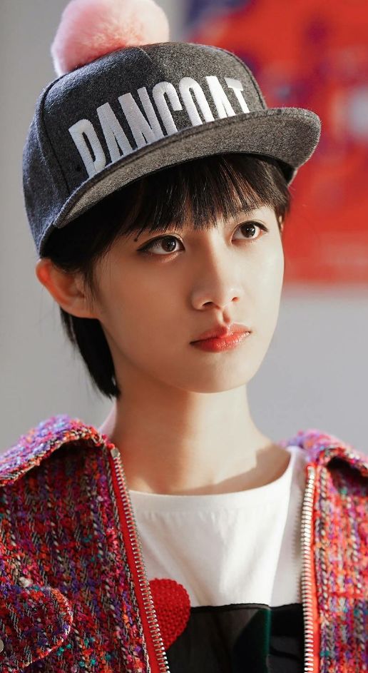 李婷婷放学别走杀青造型可爱青春洋溢男主竟是李文瀚队友