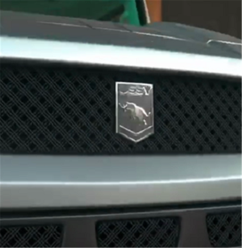 和兰博基尼猛牛车标相似却是台suv油耗28l国内不到3台