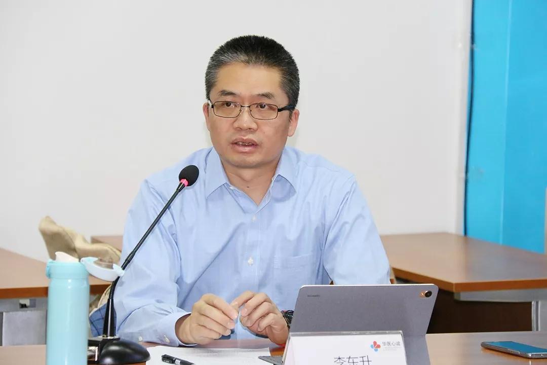 包含空军总医院先生医生问诊黄牛联系方式的词条