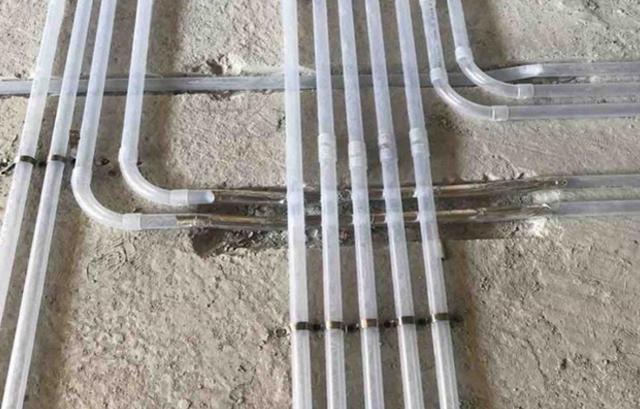 为什么如今都用透明管装电线?老电工说出内情,不要太好用了呢|线管|电