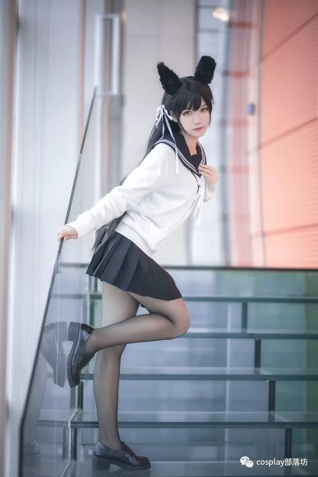 cos正片碧蓝航线爱宕犬高雄獒jk