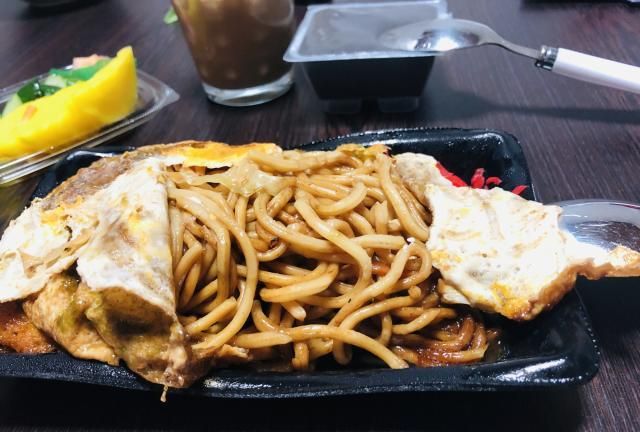 日本大阪便利店里的那些美食,快餐盒饭最实惠,一份只要11块钱