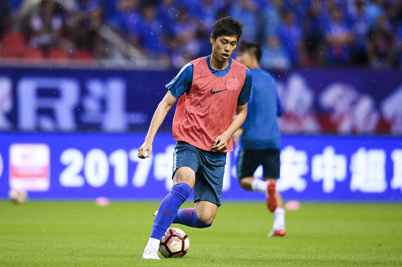 东体:柏佳骏随队出征重庆 毕津浩能否赶上足协杯仍是未知数