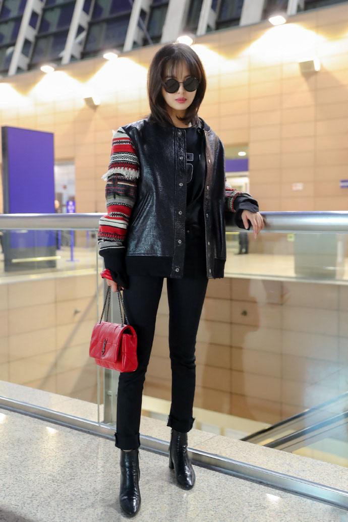 辛芷蕾发型很火,其实她衣品比发型还好看,高级脸高级穿搭好养眼