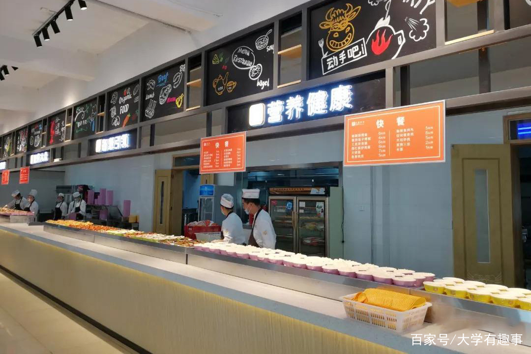 为什么大学食堂的饭菜这么便宜,看完之后才明白原因,很现实