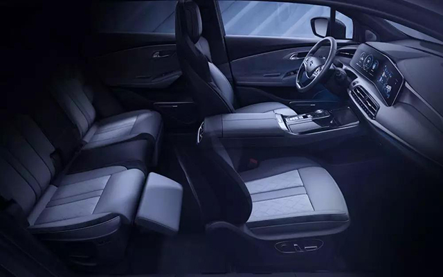 预算25万元，豪华智能超跑SUV，超值吗？