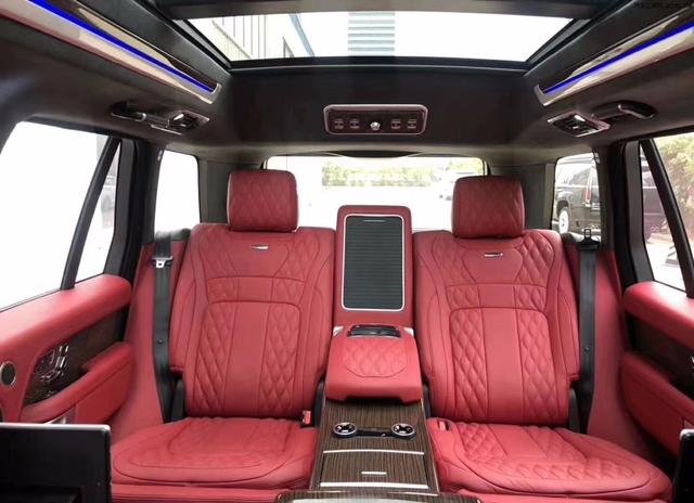 路虎顶级“揽胜”亮相，双色车身+四座布局，550马力配全时四驱！